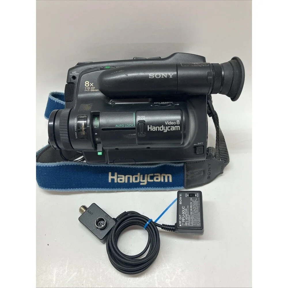 Sony Handycam CCD-TR6 Video8 Analog Camcorder Untested No Battery